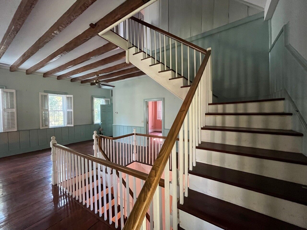 EdistoBaileyhouseinterior.jpg